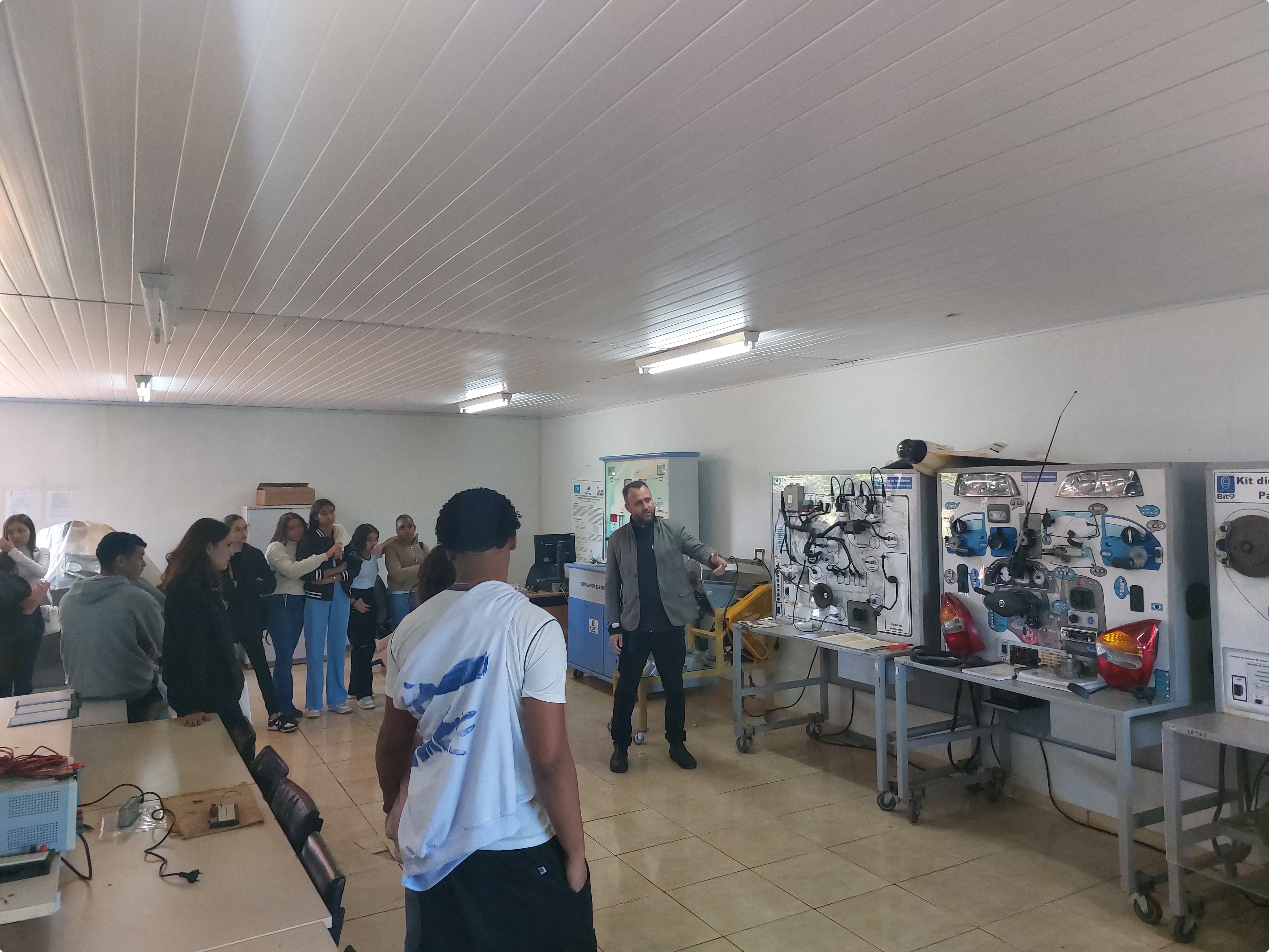 Laboratório de Eletrônica