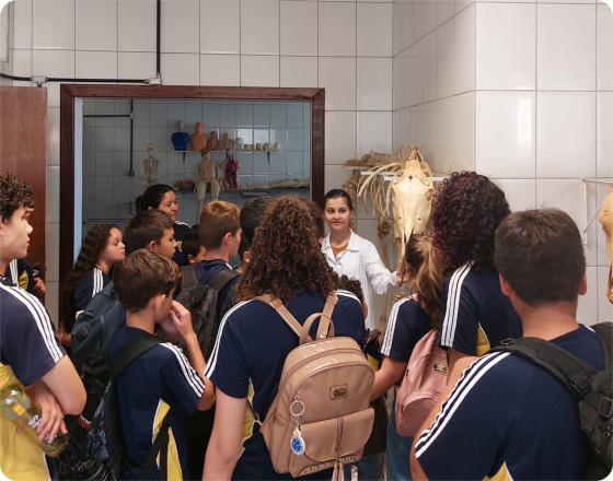 Visita Laboratório de Anatomia
