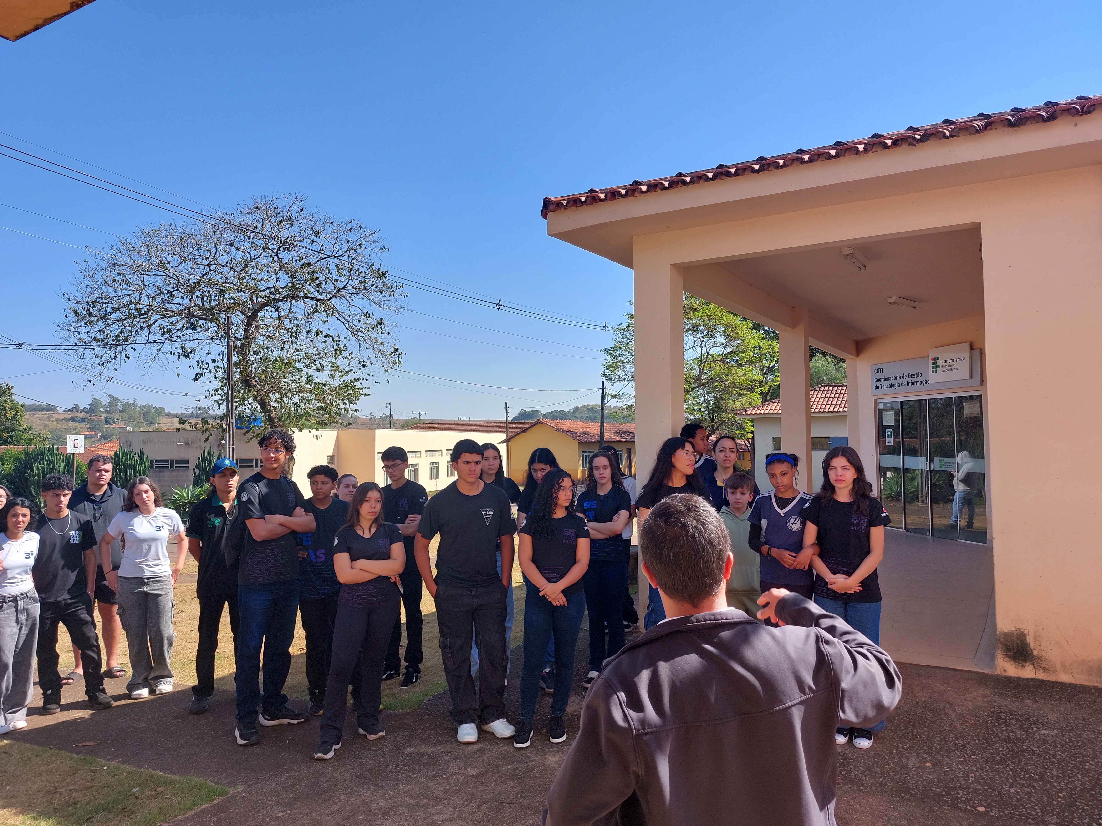 Visita Guiada: EE Professor Francisco de Paula Rebelo Horta